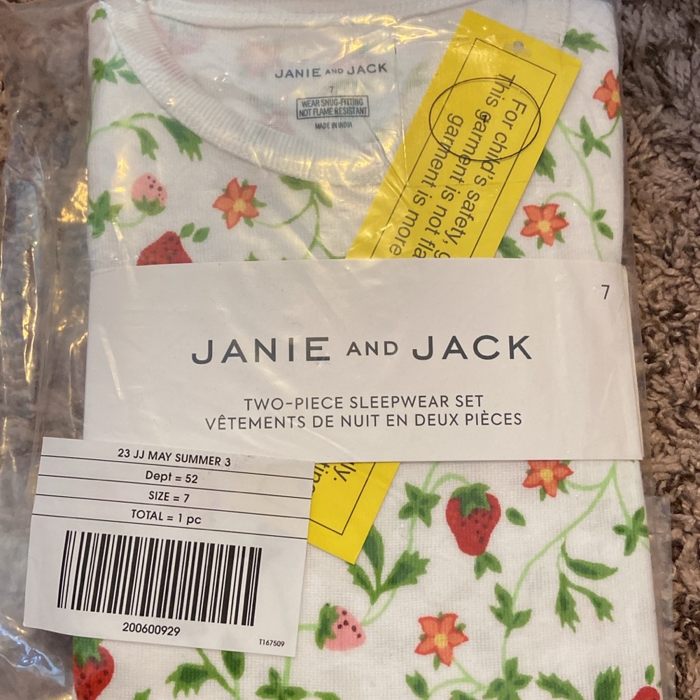 Brand new Janie and Jack 2 piece summer pajamas size 7
